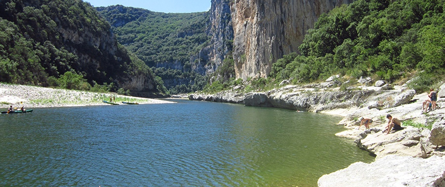 10 idées de sorties montagne sans voiture à partir de Lyon